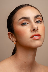natural-tan-bronzer-subtle-terracotta-powder-makeup-camicbeauty (4)